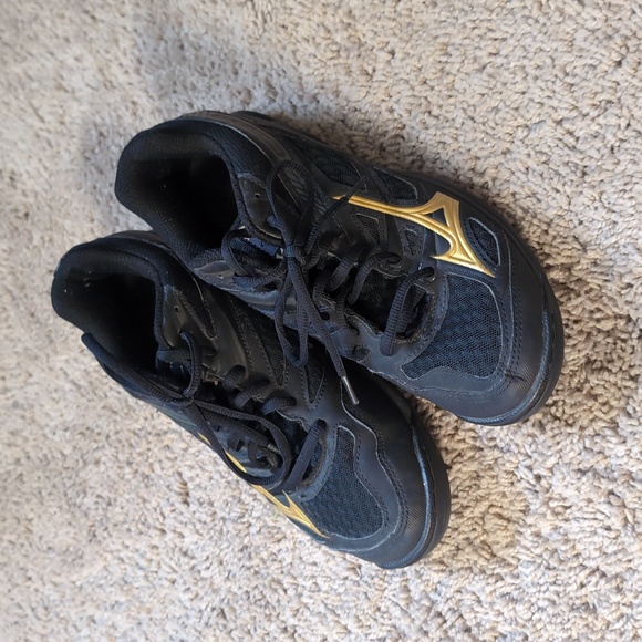 Mizuno Shoes - Mizuno Thunder Blade